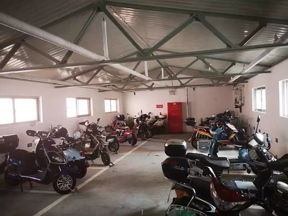 1609836788778358.jpg 非机动车库安装喷淋装置w.jpg