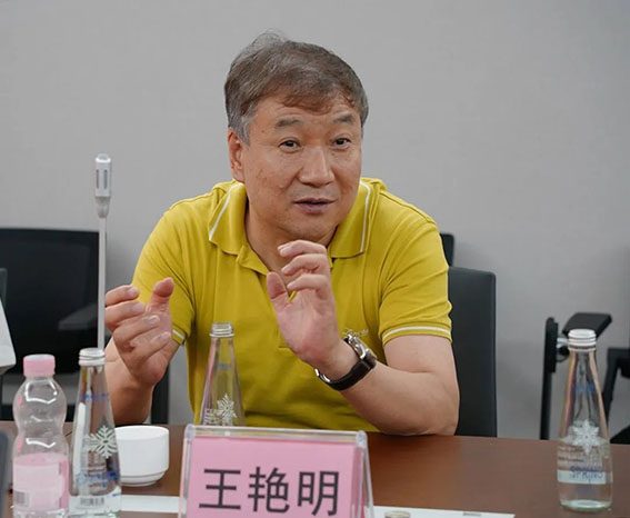 1663665558393095.jpg 中国红十字会总会事业发展中心顾问王艳明w.jpg